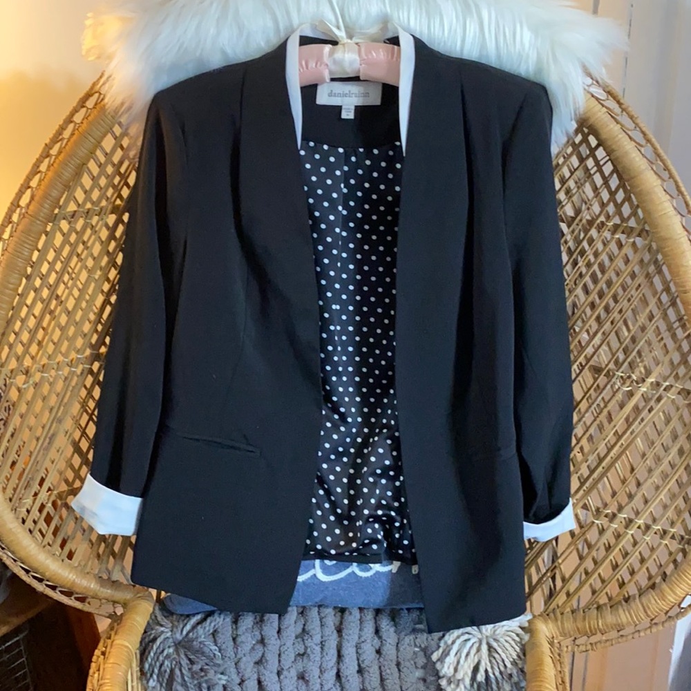 Adorable blazer!